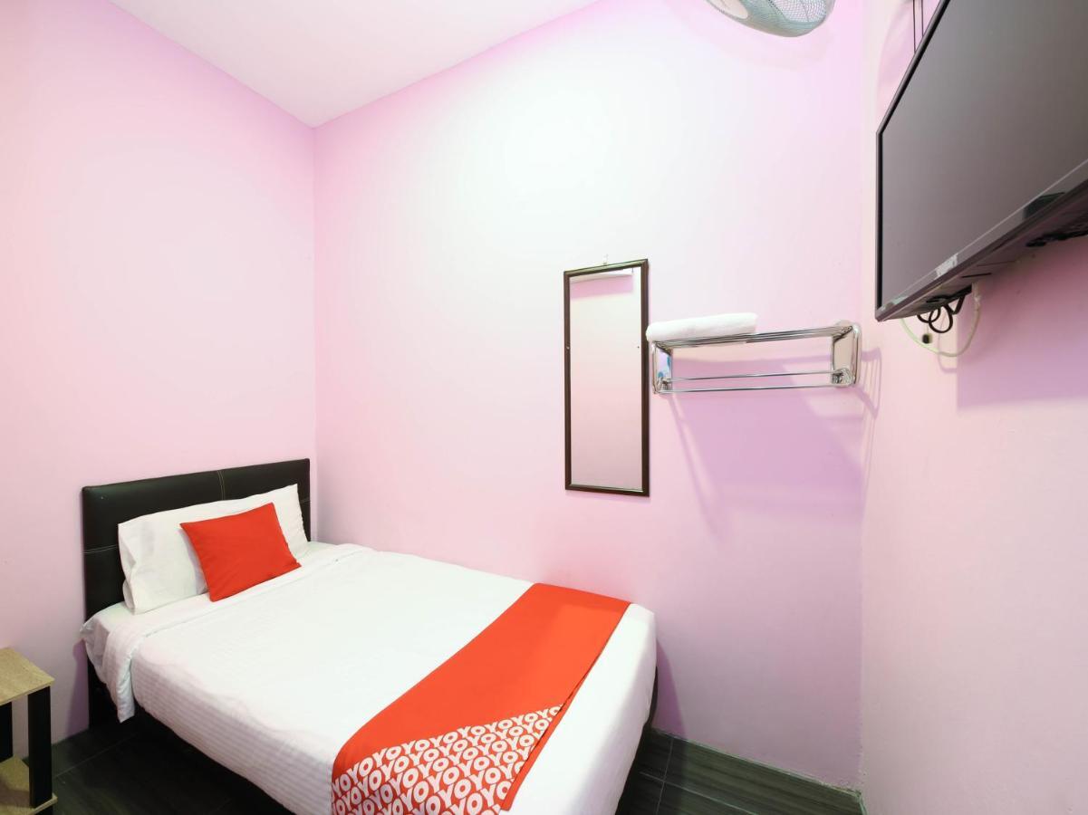 Oyo 1125 Ir Inn Hotel Skudai Exterior foto